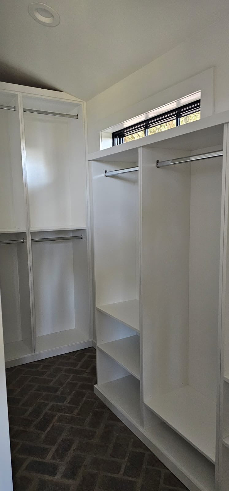 Walk-in Closet System